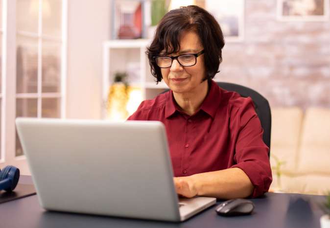 woman working on laptop